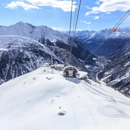 Apartment Cozy With Garden In - Happy *